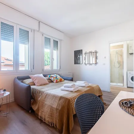 Chic Little Flat Near Center Apartamento *